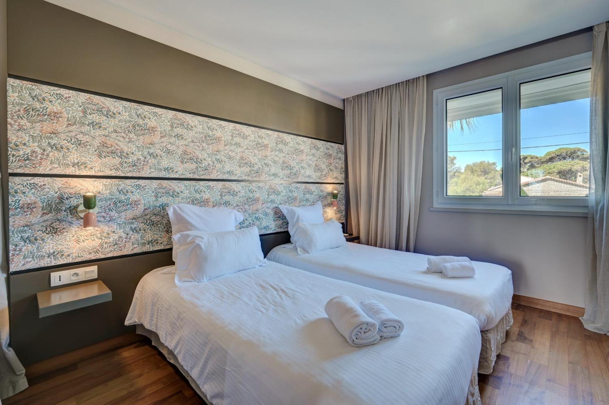 Hotel Bor Hyères Екстериор снимка