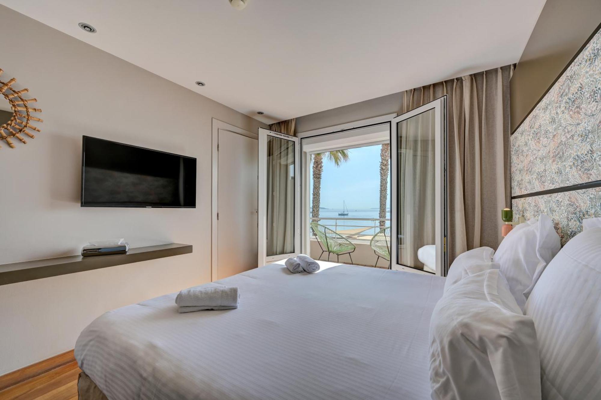 Hotel Bor Hyères Екстериор снимка