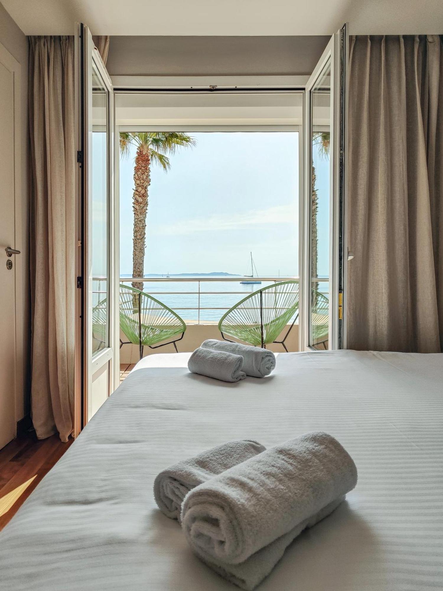 Hotel Bor Hyères Екстериор снимка