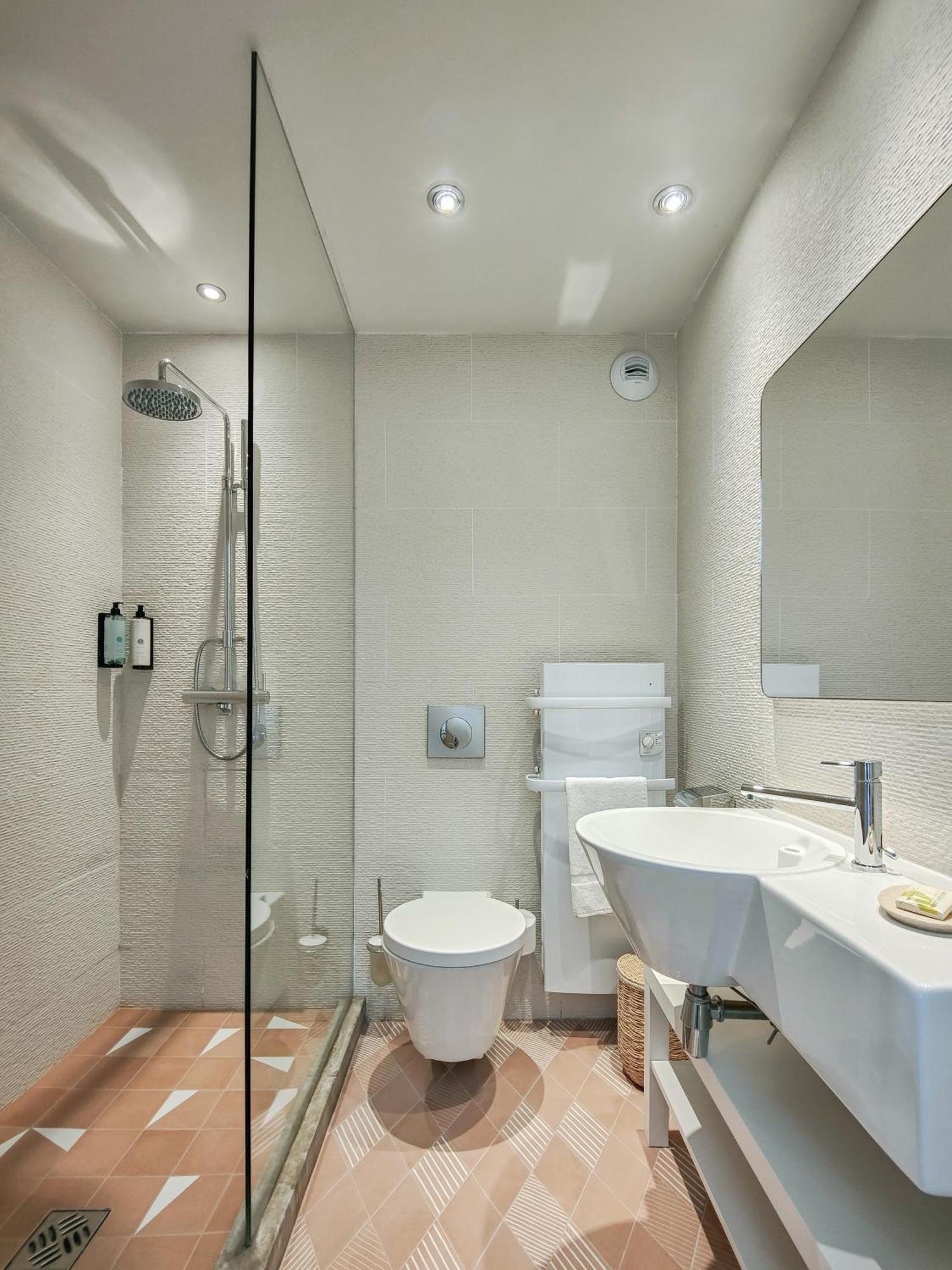 Hotel Bor Hyères Екстериор снимка