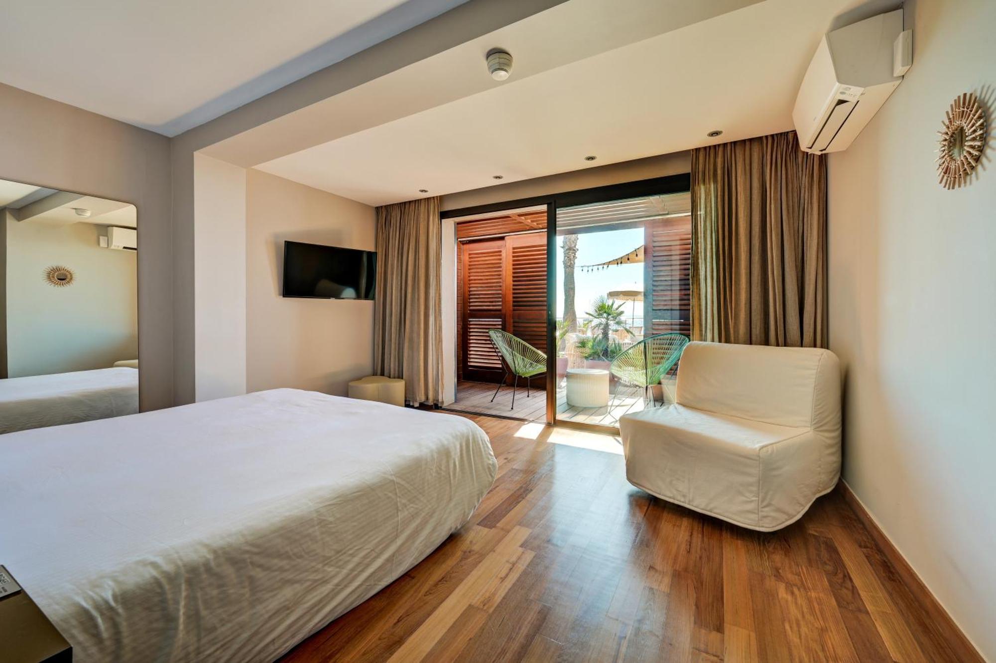Hotel Bor Hyères Екстериор снимка
