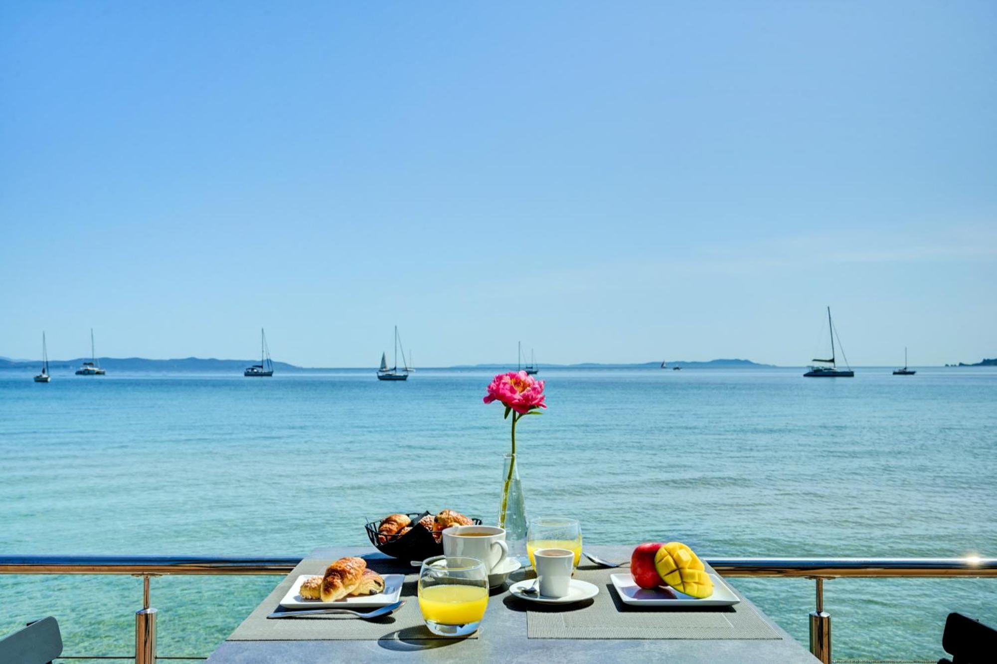 Hotel Bor Hyères Екстериор снимка